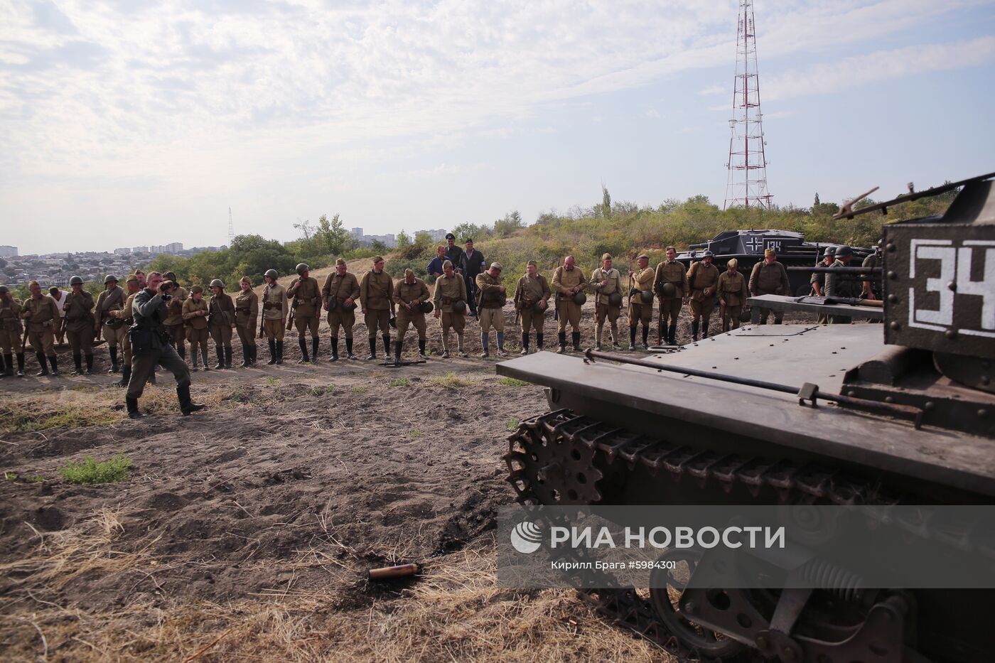 Военно-исторический фестиваль «Они сражались за Родину!» в Волгограде