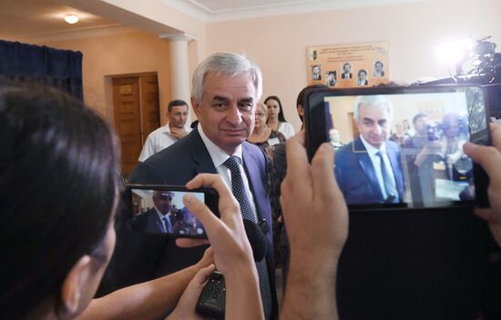 Президентские выборы в Абхазии
