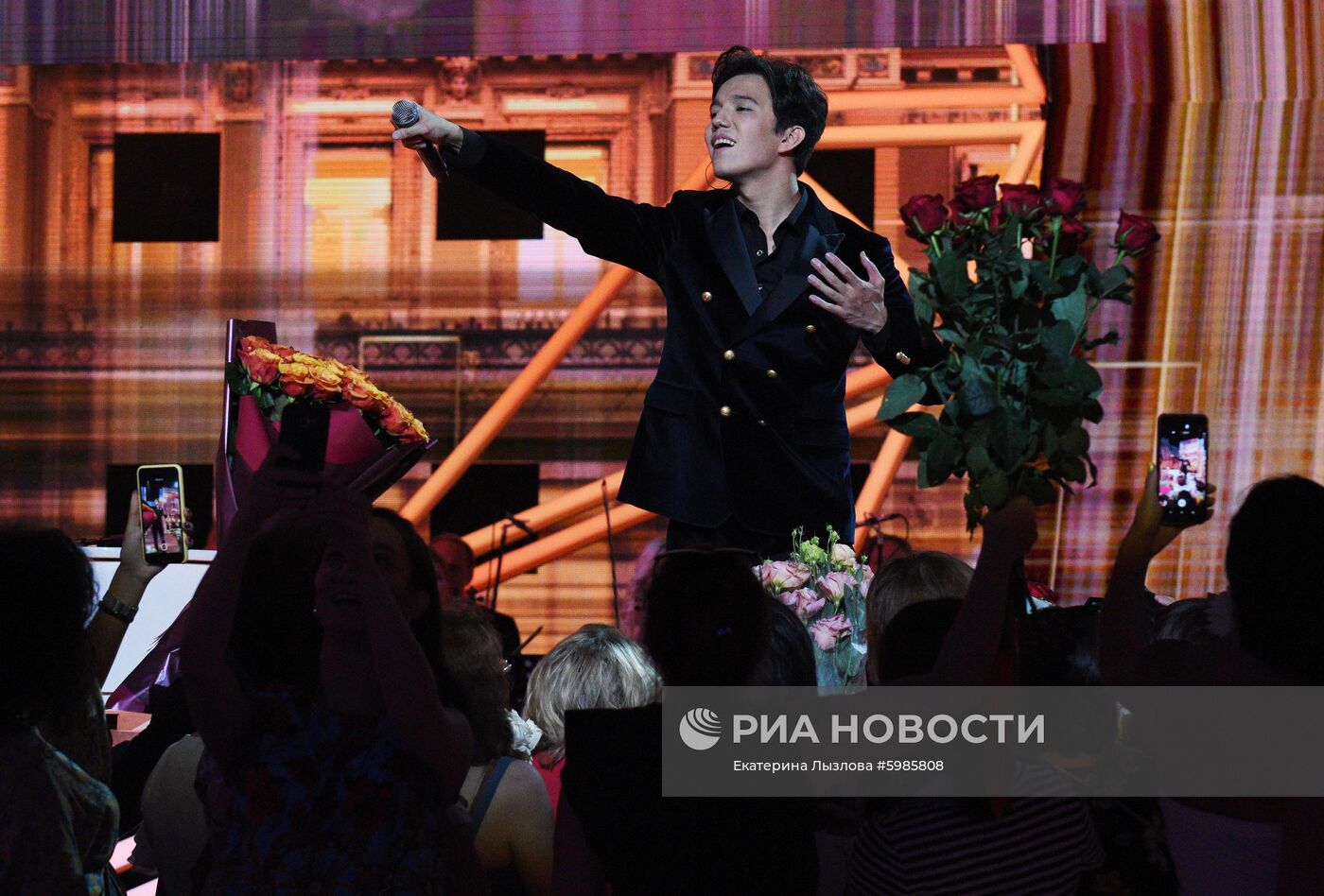 Конкурс "Новая волна - 2019" в Сочи