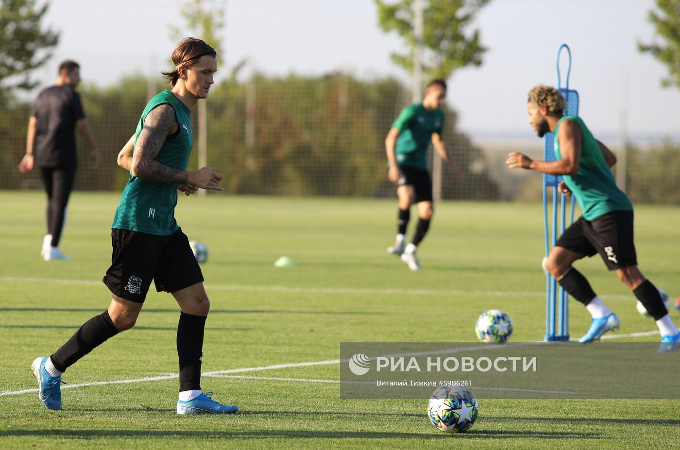 Футбол. Лига чемпионов. Тренировка ФК "Краснодар"