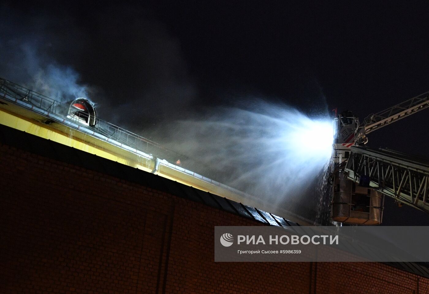 Пожар в женском Рождественском монастыре в Москве