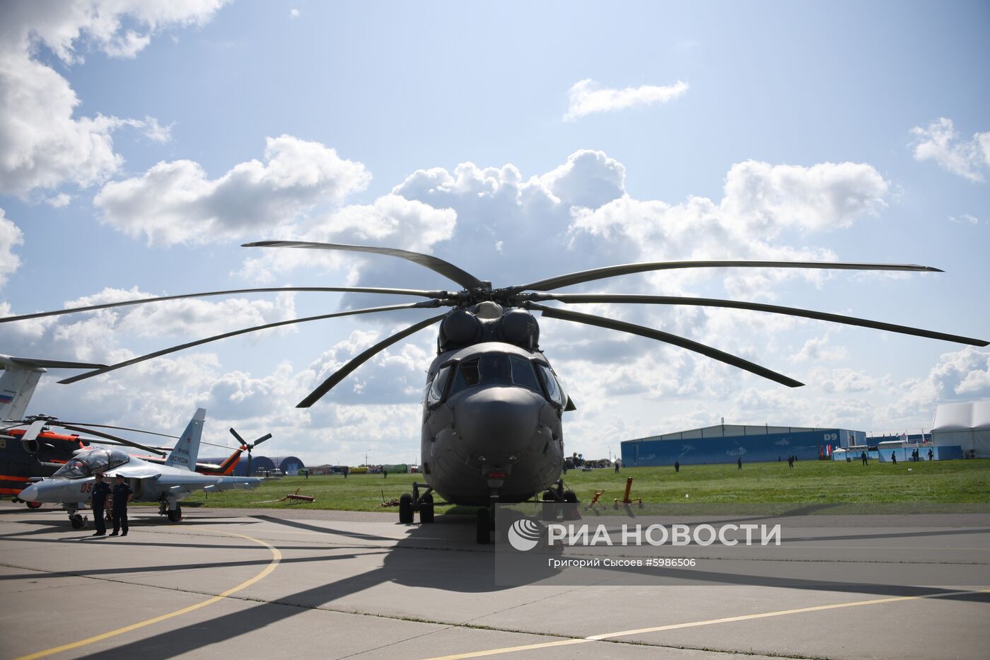 Открытие Международного авиационно-космического салона МАКС-2019