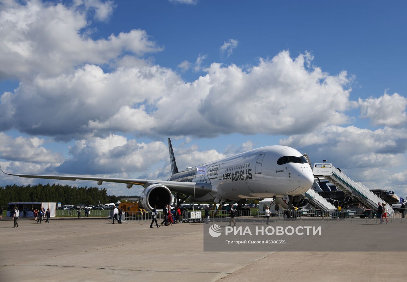 Открытие Международного авиационно-космического салона МАКС-2019