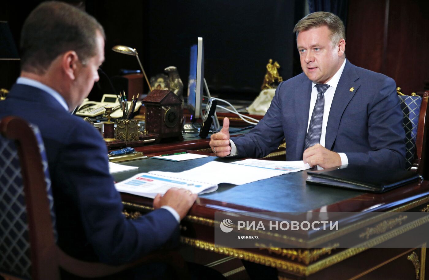 Премьер-министр РФ Д. Медведев встретился с губернатором Рязанской области Н. Любимовым