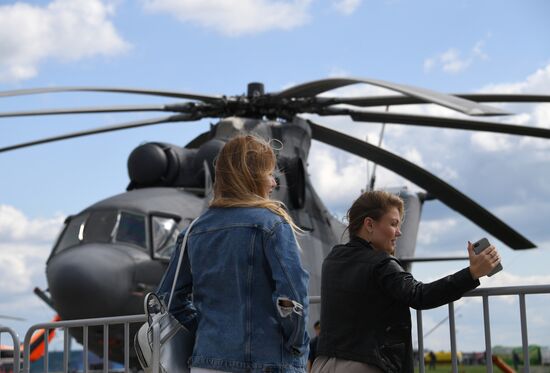 Открытие Международного авиационно-космического салона МАКС-2019