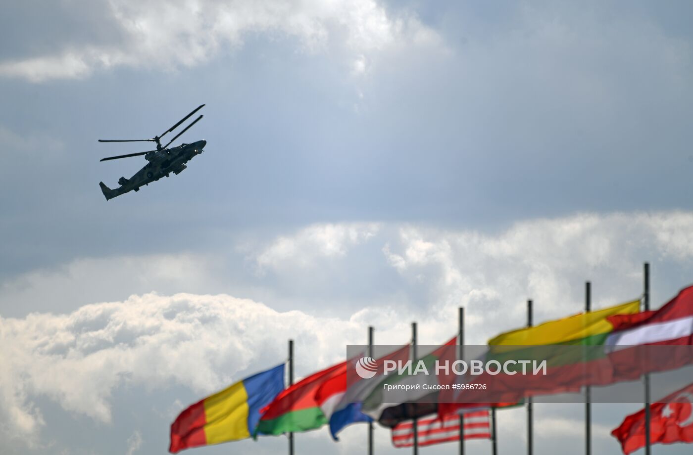 Открытие Международного авиационно-космического салона МАКС-2019