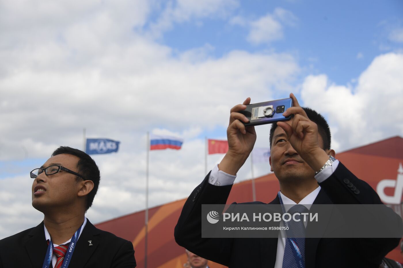 Открытие Международного авиационно-космического салона МАКС-2019