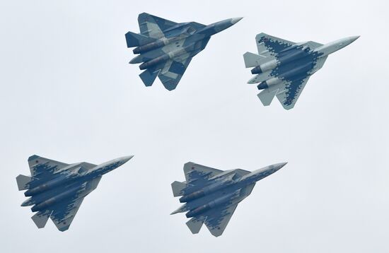 Открытие Международного авиационно-космического салона МАКС-2019
