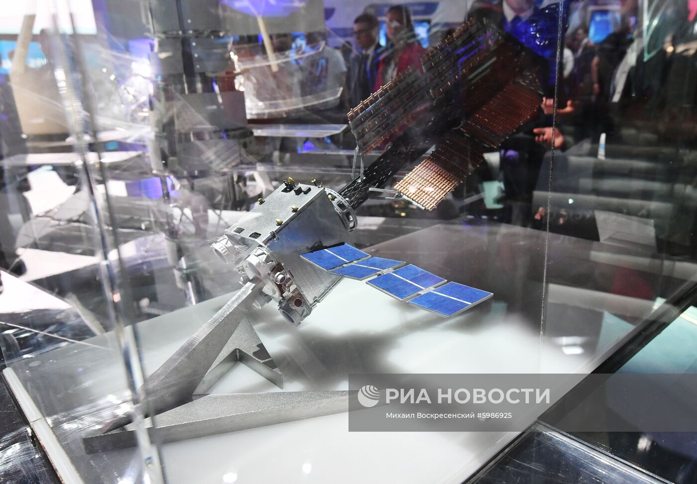 Открытие Международного авиационно-космического салона МАКС-2019