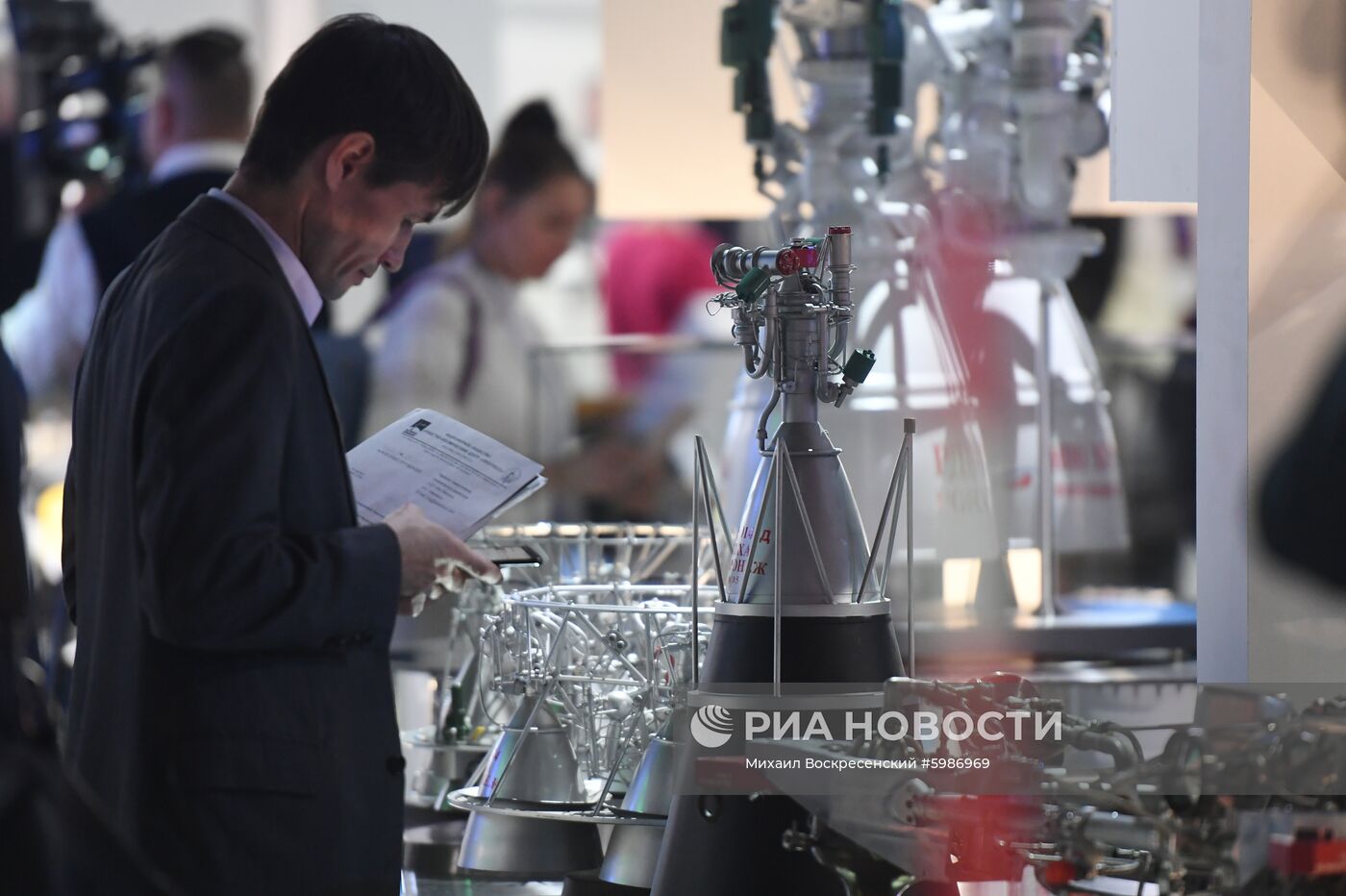 Открытие Международного авиационно-космического салона МАКС-2019