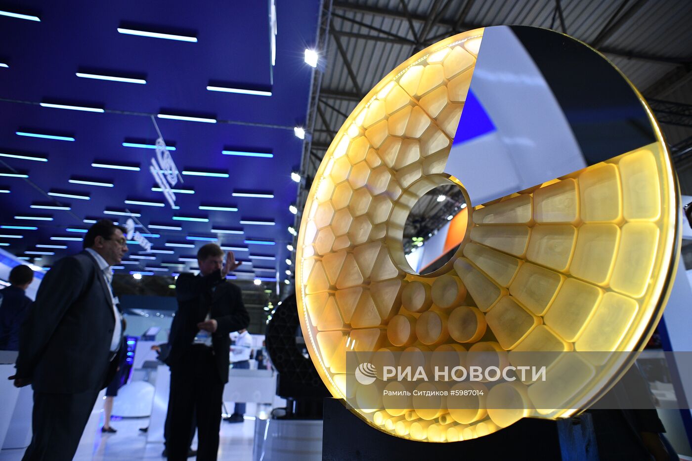 Открытие Международного авиационно-космического салона МАКС-2019