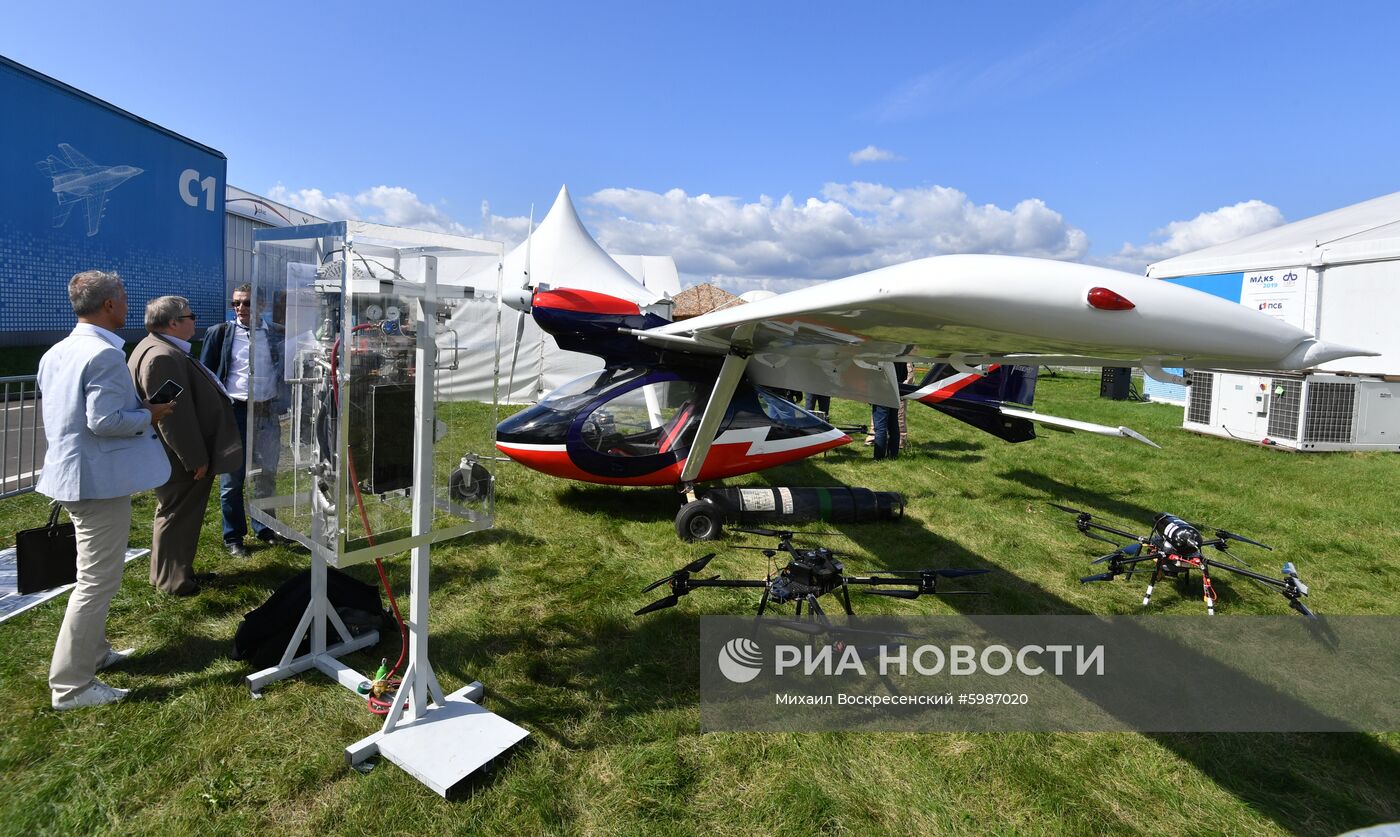 Открытие Международного авиационно-космического салона МАКС-2019