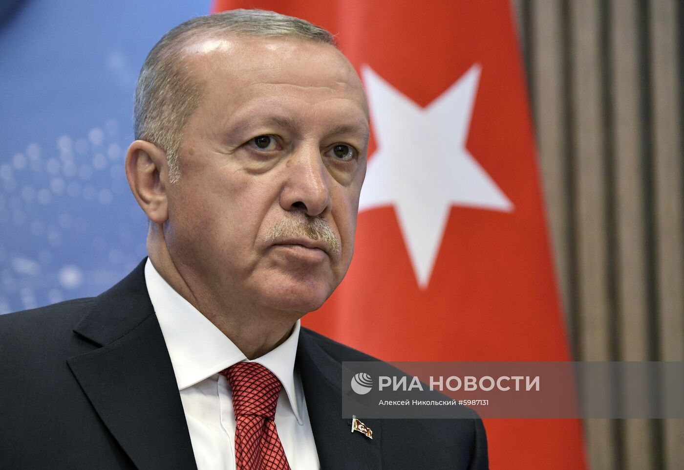 Президент РФ В. Путин и президент Турции Р. Т. Эрдоган посетили авиасалон МАКС 2019