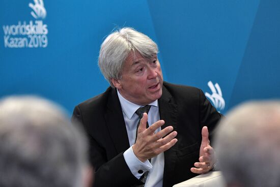 Президент РФ В. Путин принял участие в церемонии закрытия чемпионата мира WorldSkills 2019 в Казани