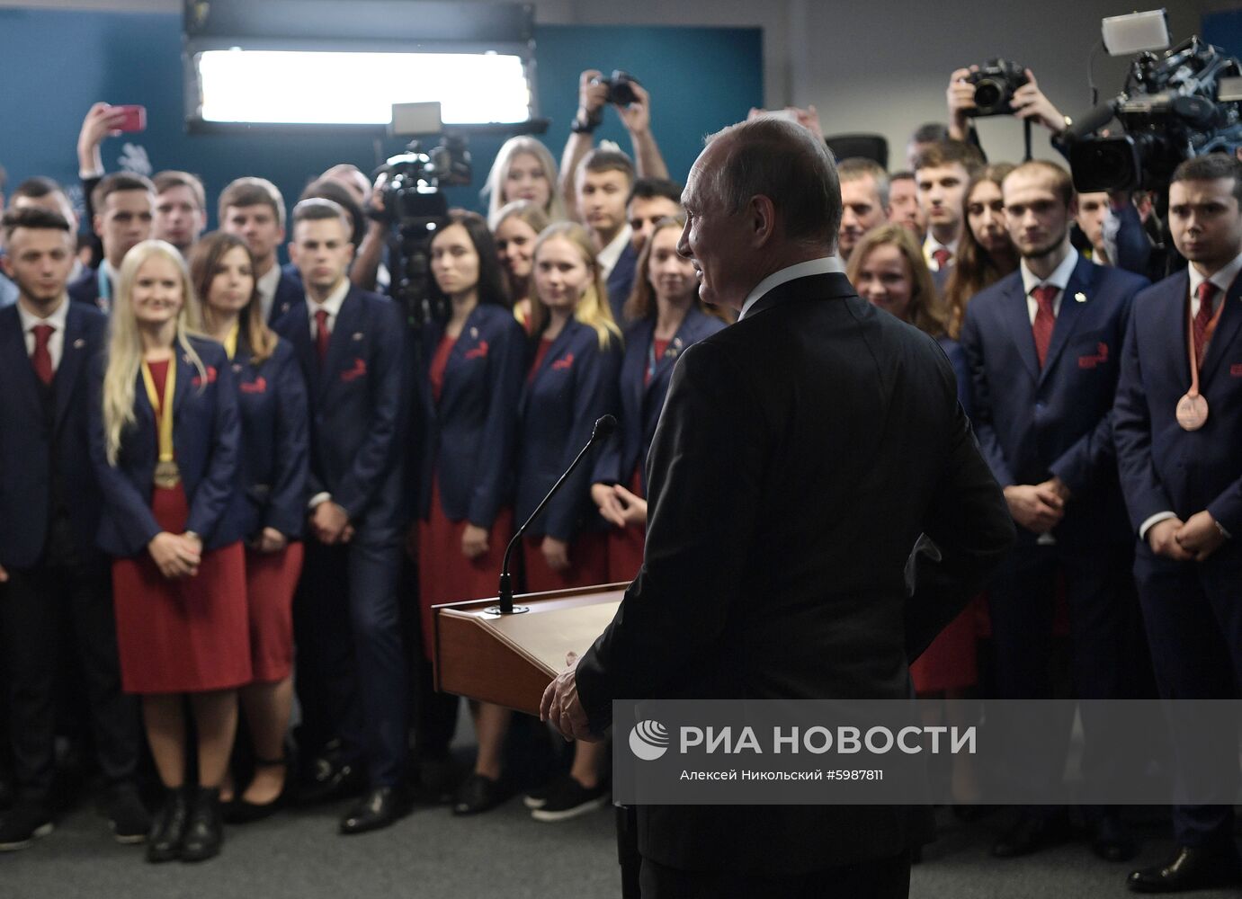 Президент РФ В. Путин принял участие в церемонии закрытия чемпионата мира WorldSkills 2019 в Казани