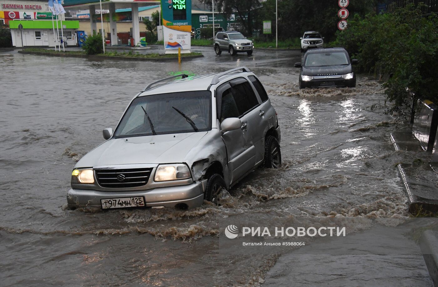 Последствия ливневых дождей во Владивостоке