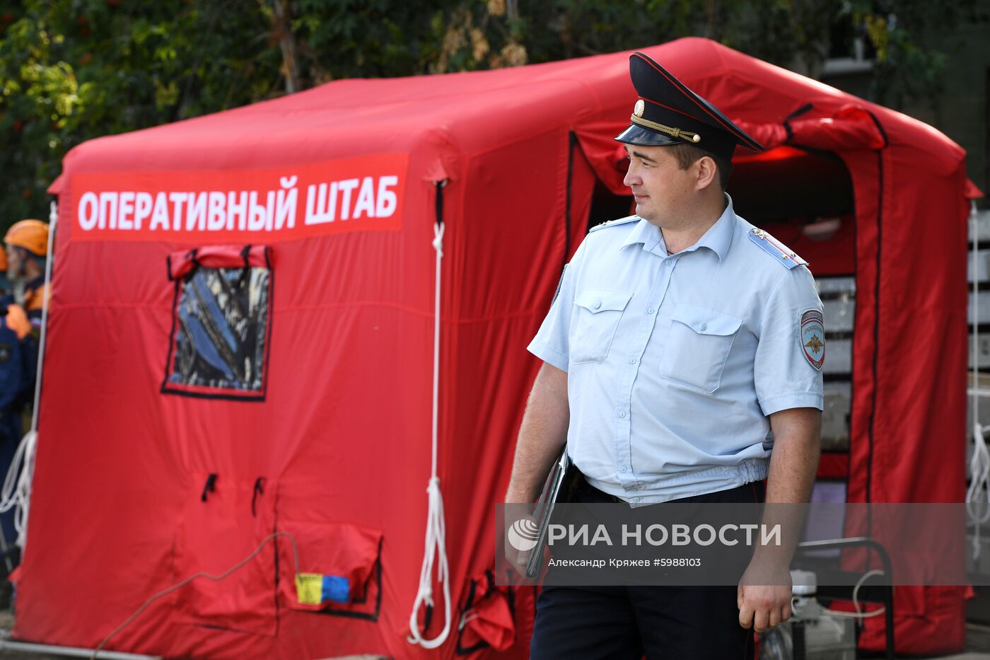 В Новосибирске на рабочих обрушилась стена строящегося здания