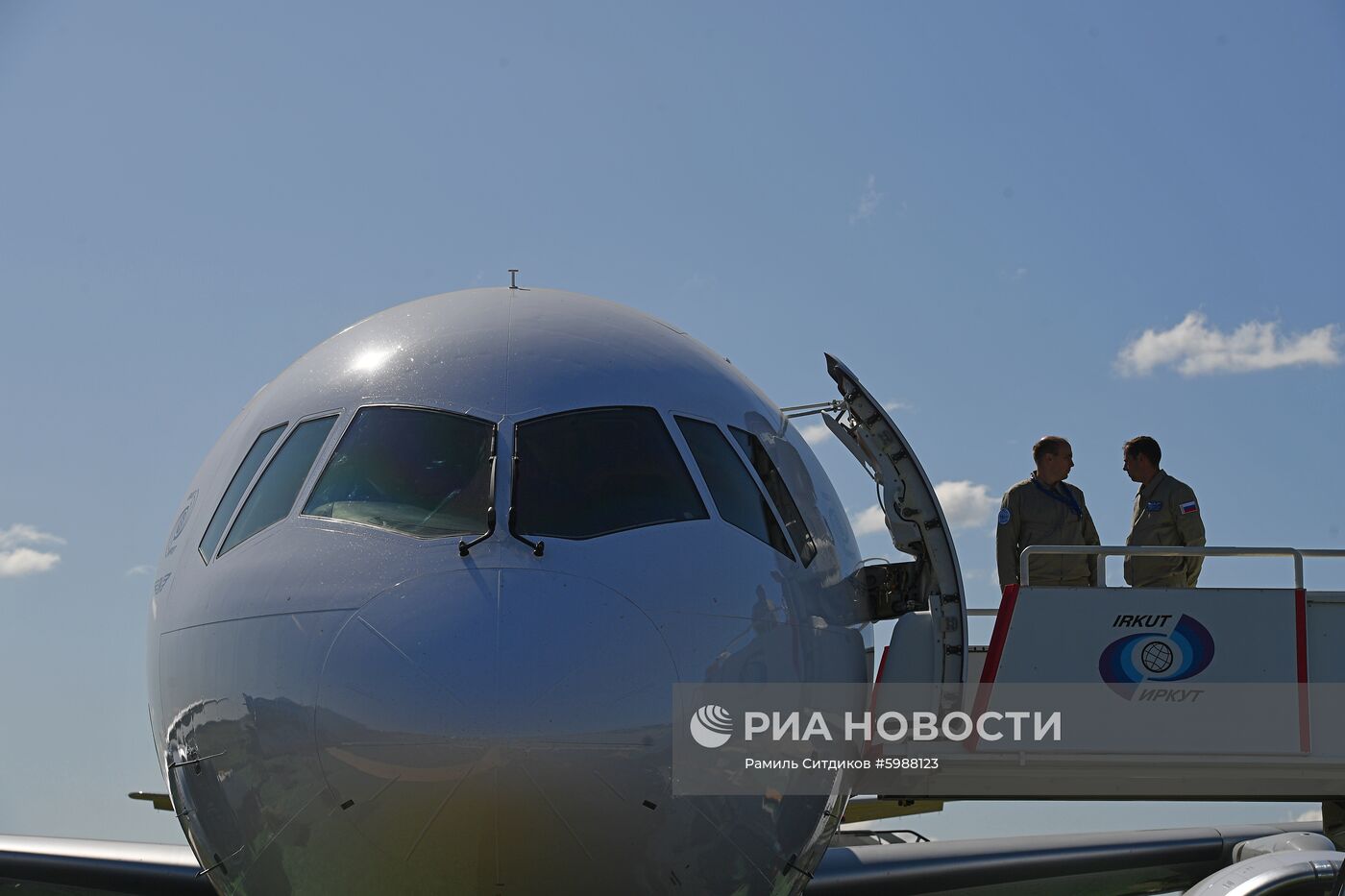 Международный авиационно-космический салон МАКС-2019. День второй 