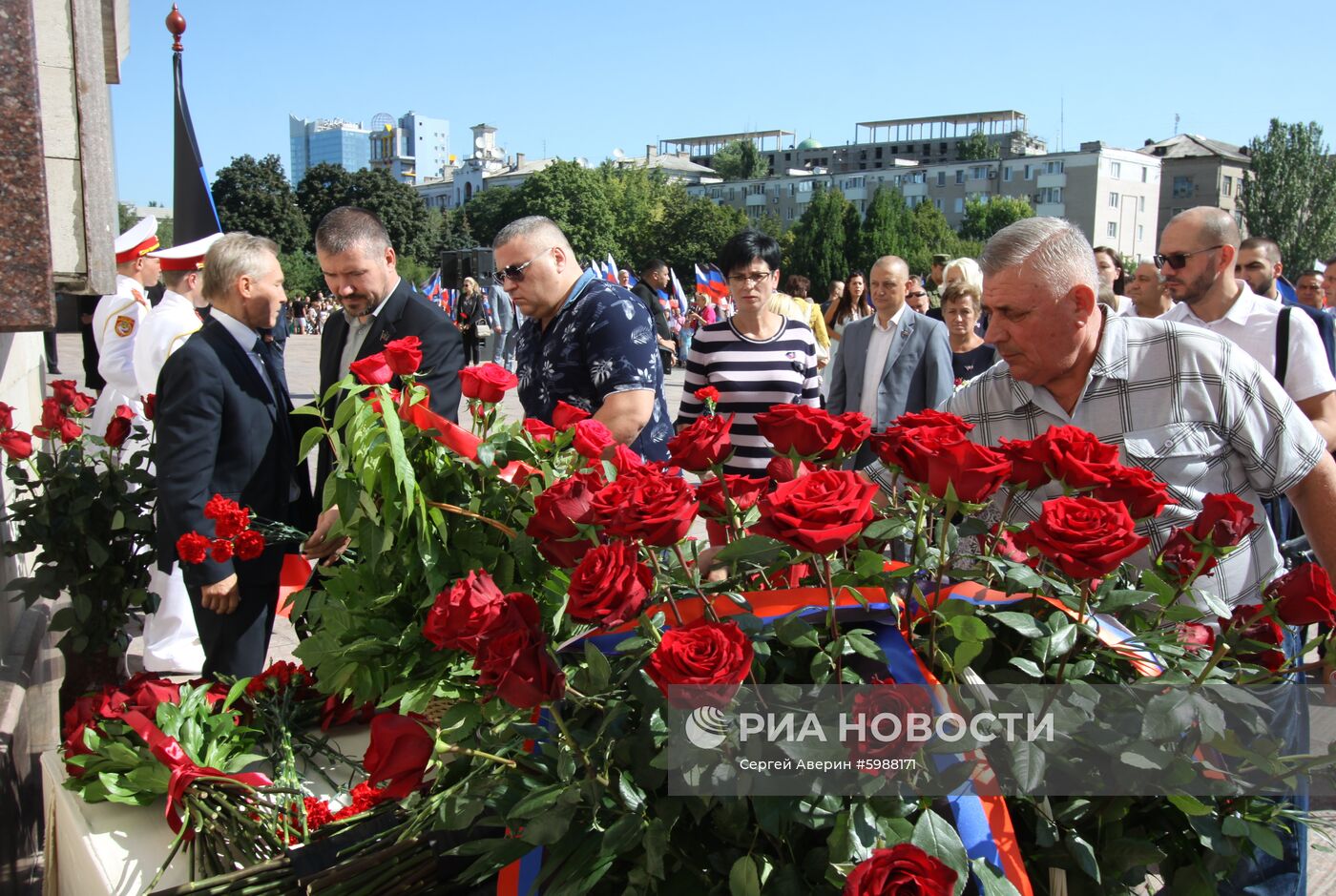 Площади в Донецке присвоили имя А. Захарченко