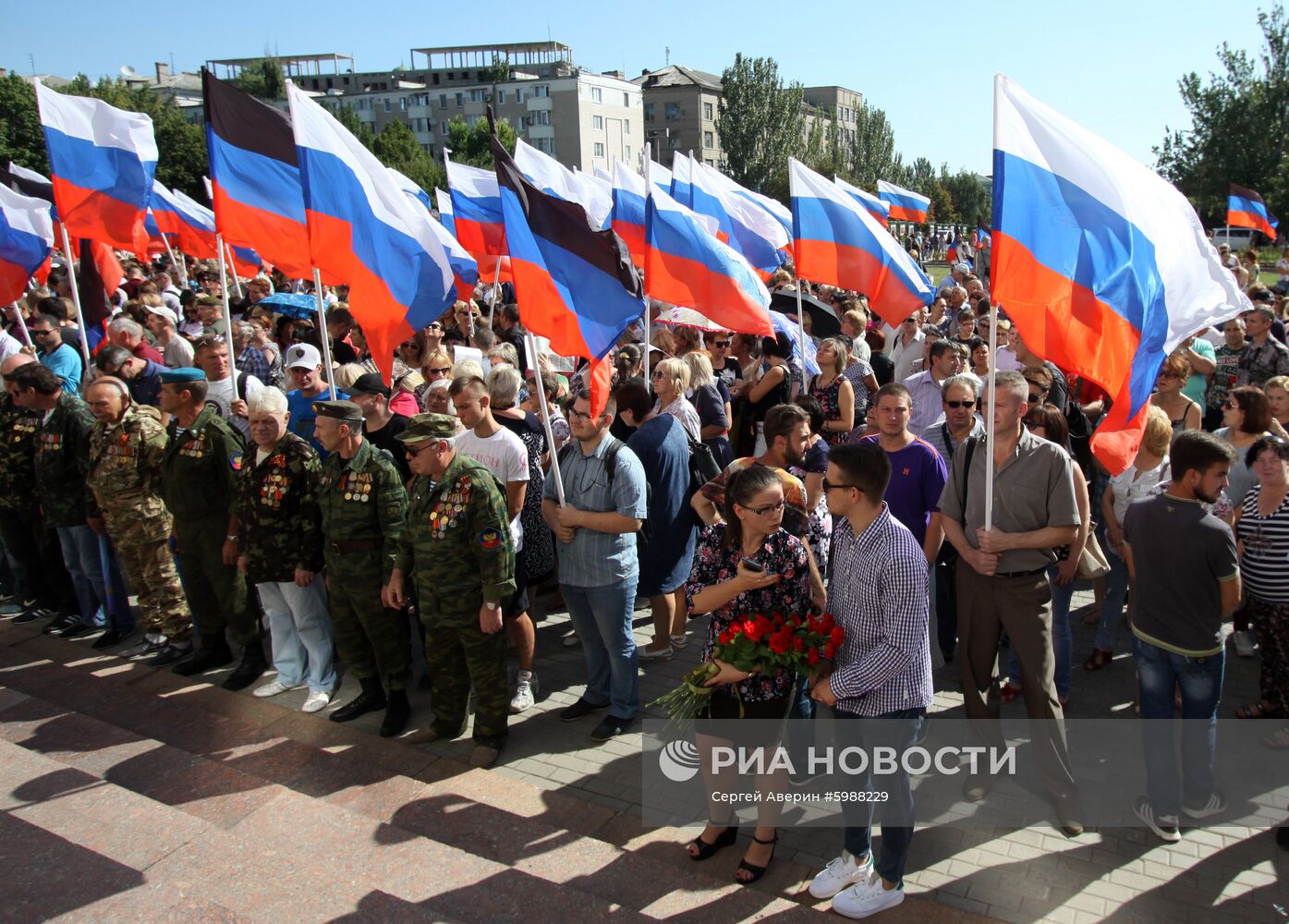 Площади в Донецке присвоили имя А. Захарченко