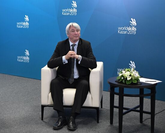 Президент РФ В. Путин принял участие в церемонии закрытия чемпионата мира WorldSkills 2019 в Казани