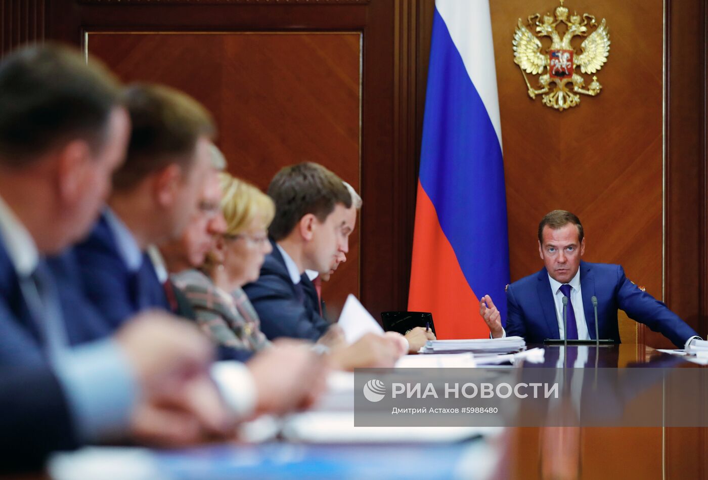 Премьер-министр РФ Д. Медведев провел совещание о расходах бюджета на 2020 год в социальной сфере
