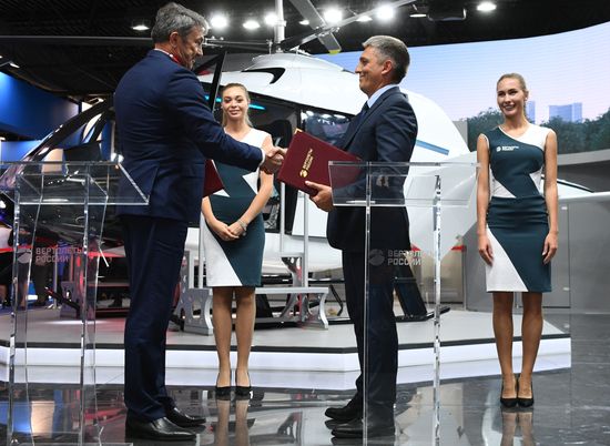 Международный авиационно-космический салон МАКС-2019. День второй 