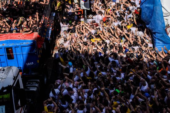 Праздник La Tomatina в Валенсии