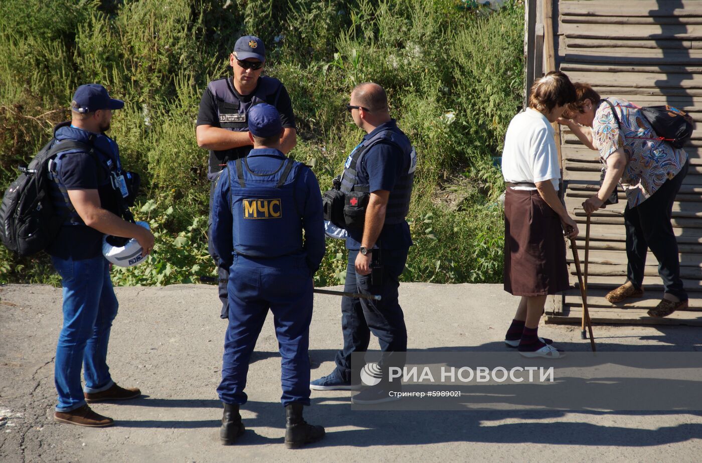 Наблюдатели от ОБСЕ и Украины осмотрели мост на КПП «Станица Луганская»