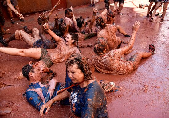 Праздник La Tomatina в Валенсии