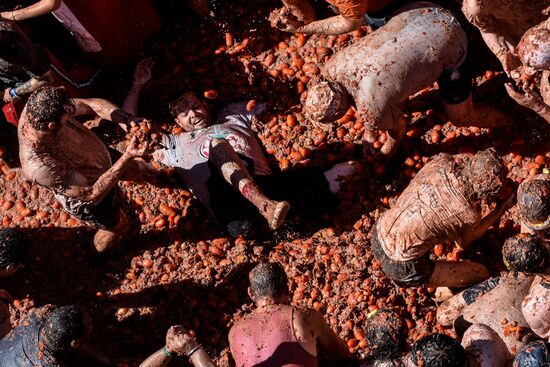 Праздник La Tomatina в Валенсии