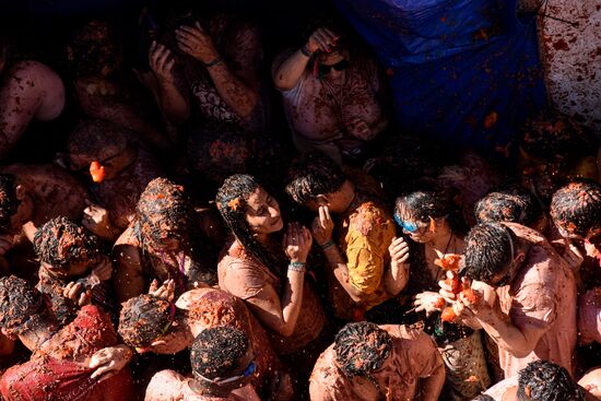 Праздник La Tomatina в Валенсии