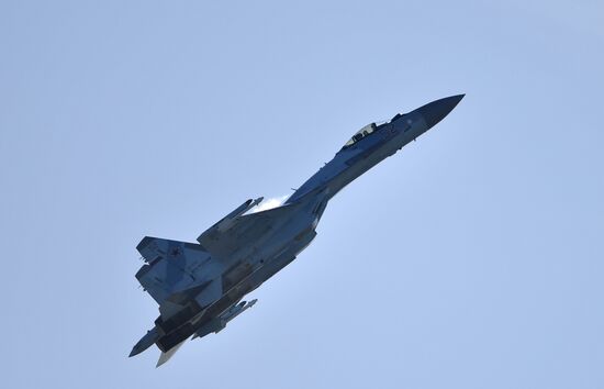 Международный авиационно-космический салон МАКС-2019. День второй 