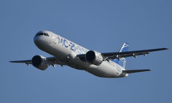 Международный авиационно-космический салон МАКС-2019. День второй 