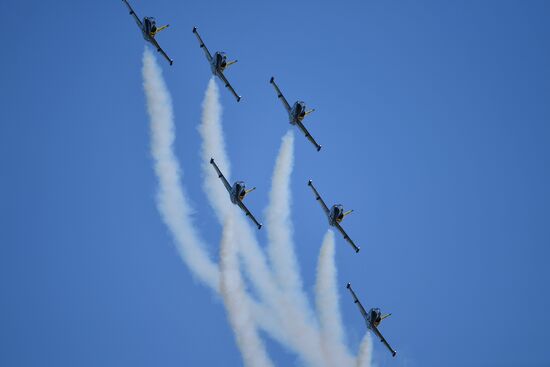 Международный авиационно-космический салон МАКС-2019. День второй 