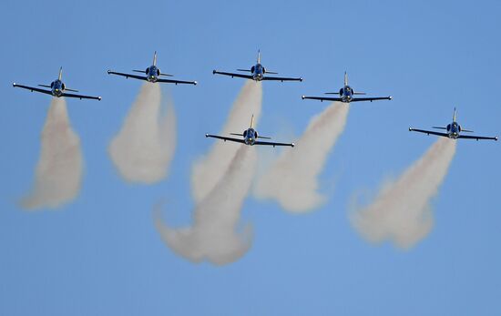 Международный авиационно-космический салон МАКС-2019. День второй 
