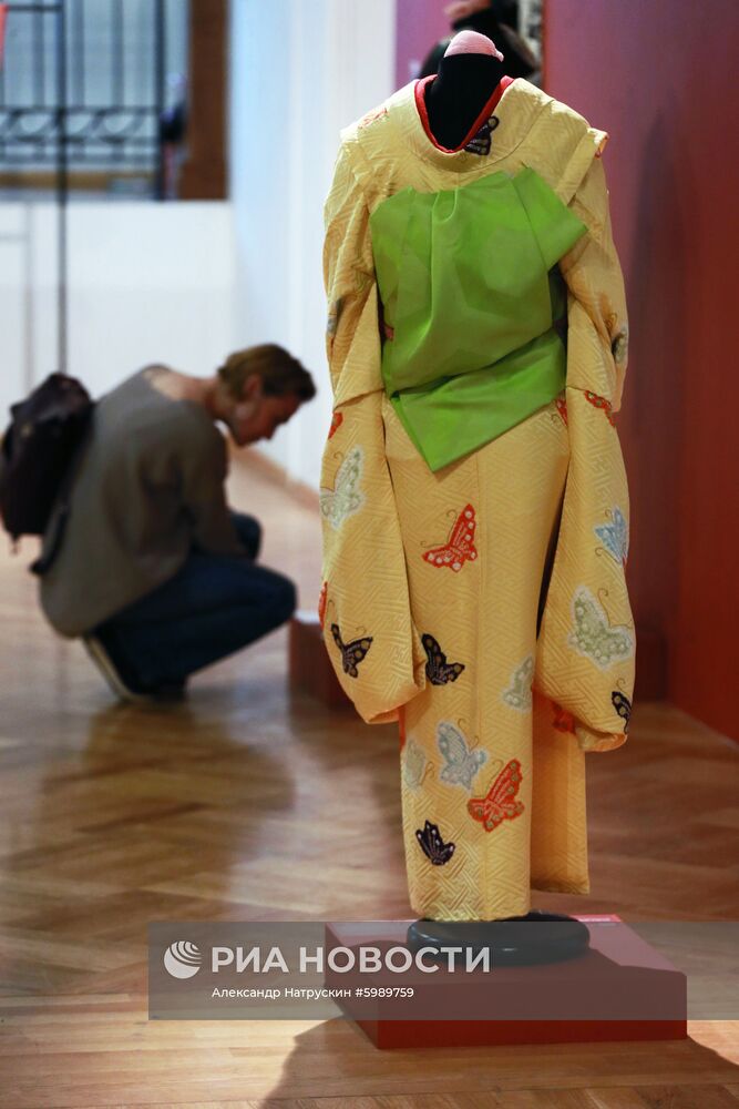 Выставка "Неповторимый мир театра: Япония"