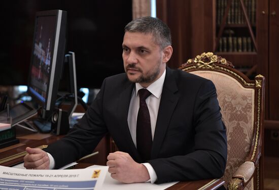 Президент РФ В. Путин встретился с врио губернатора Забайкальского края А. Осиповым