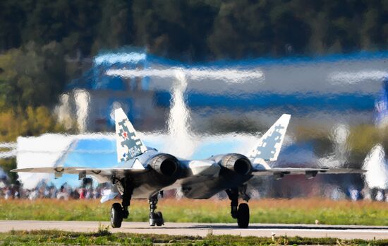 Международный авиационно-космический салон МАКС - 2019. День третий  