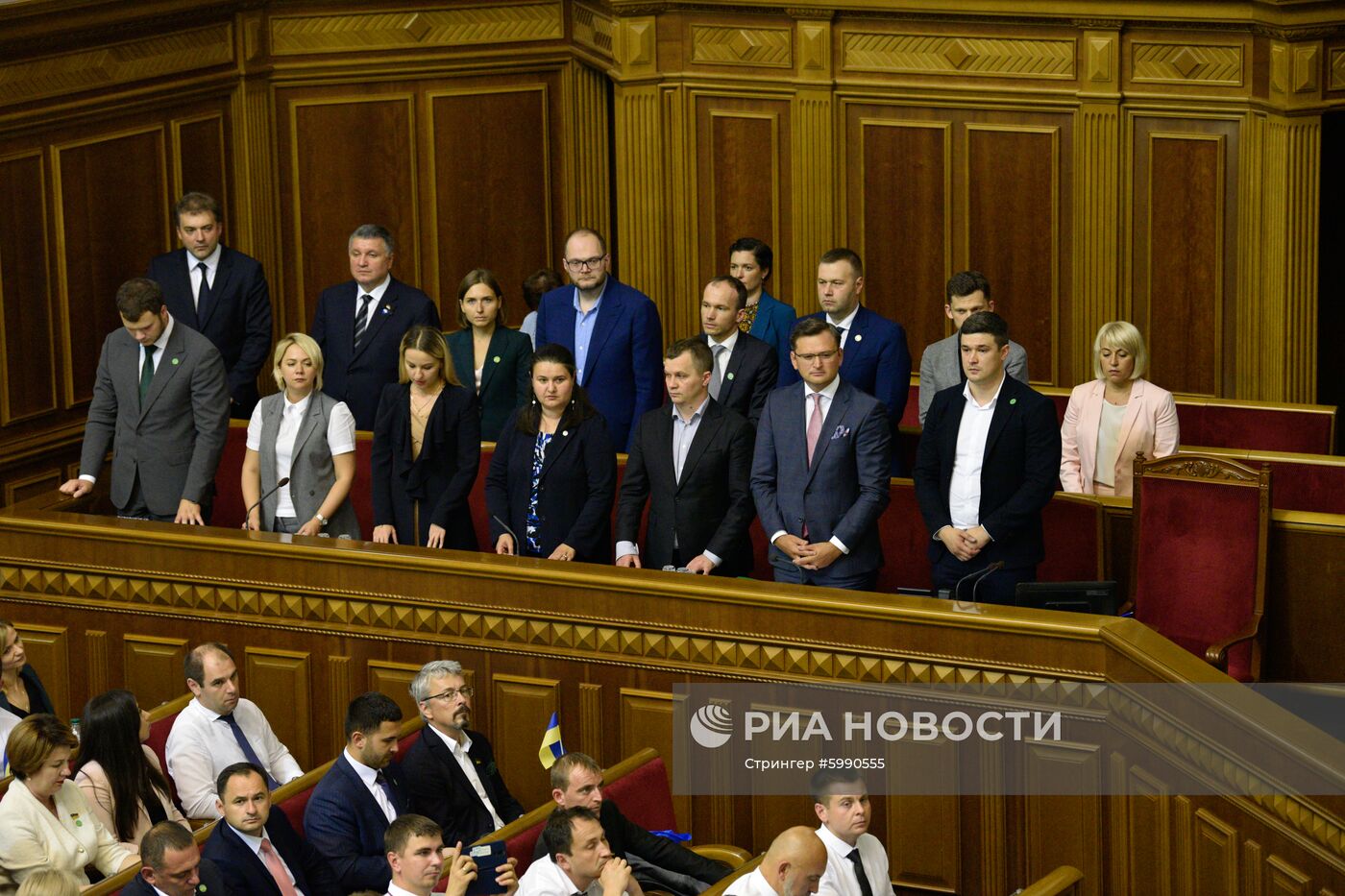 Первое заседание Верховной рады Украины нового созыва