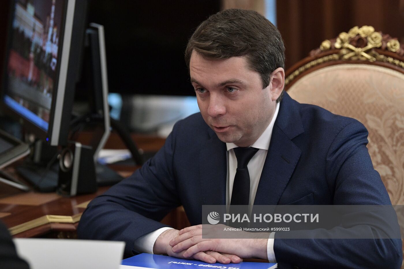 Президент РФ В. Путин встретился с врио губернатора Мурманской области А. Чибисом