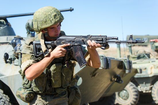 Учения по высадке десанта в Крыму