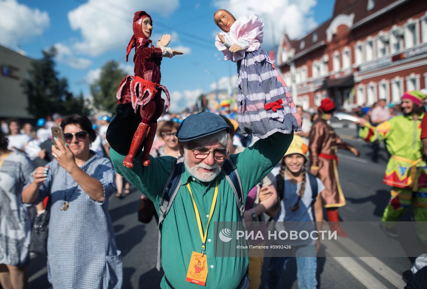 Международный фестиваль уличных театров в Подмосковье 