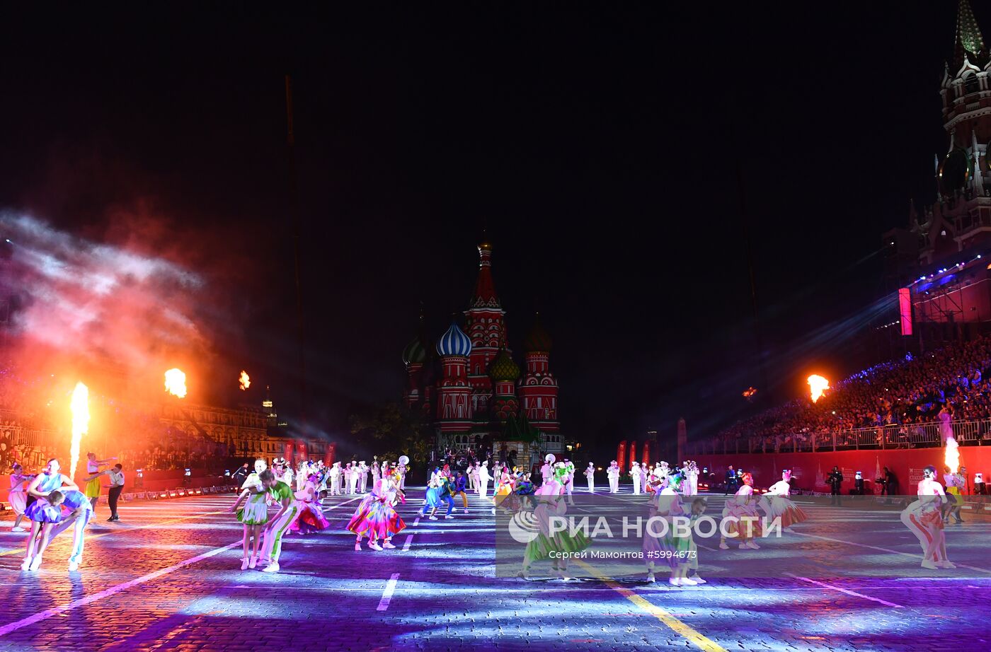 Церемония закрытия фестиваля "Спасская башня"