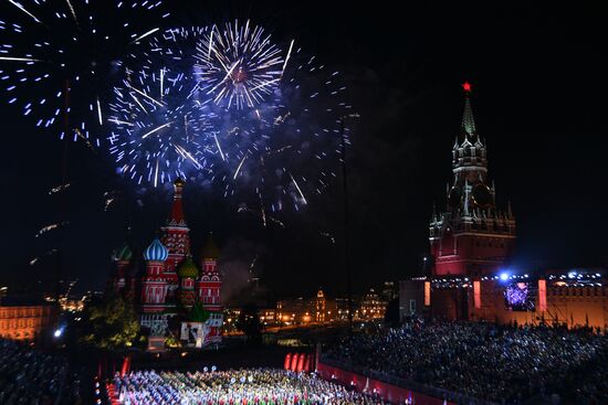 Церемония закрытия фестиваля "Спасская башня"