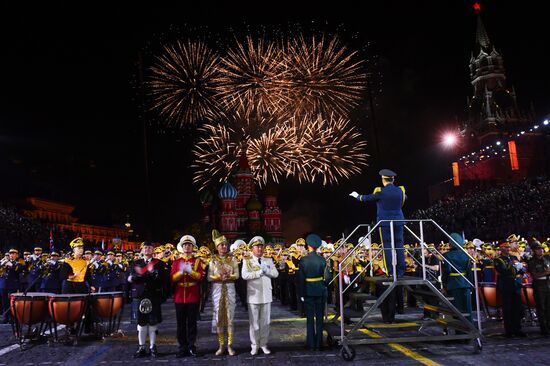 Церемония закрытия фестиваля "Спасская башня"