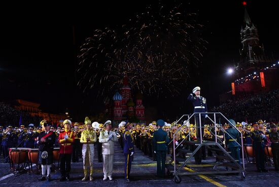 Церемония закрытия фестиваля "Спасская башня"