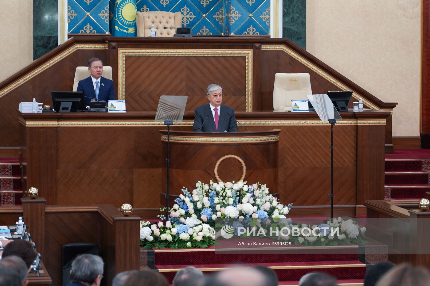 Выступление президента Казахстана К.-Ж. Токаева на открытии сессии парламента