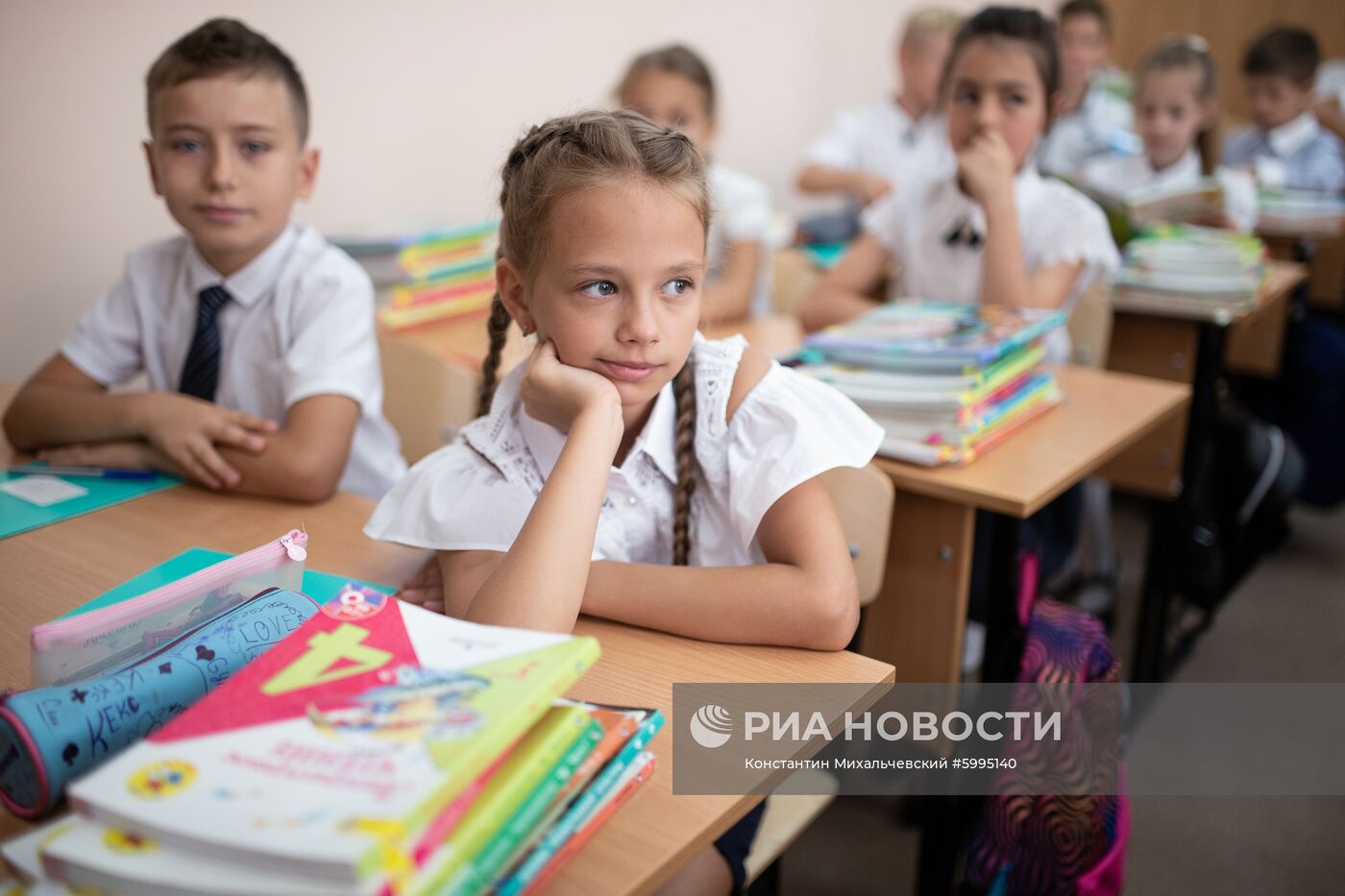 Начало учебного года в школах России