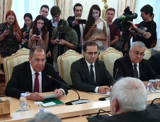 Встреча глав МИД РФ и Ирана С. Лаврова и М. Зарифа